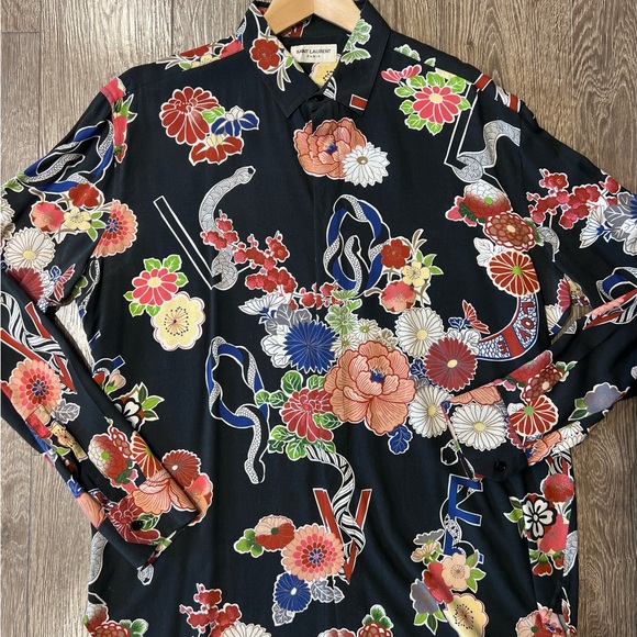 Men’s Yves Saint Laurent YSL button down shirt, size Medium (US 40) - Picture 1 of 4